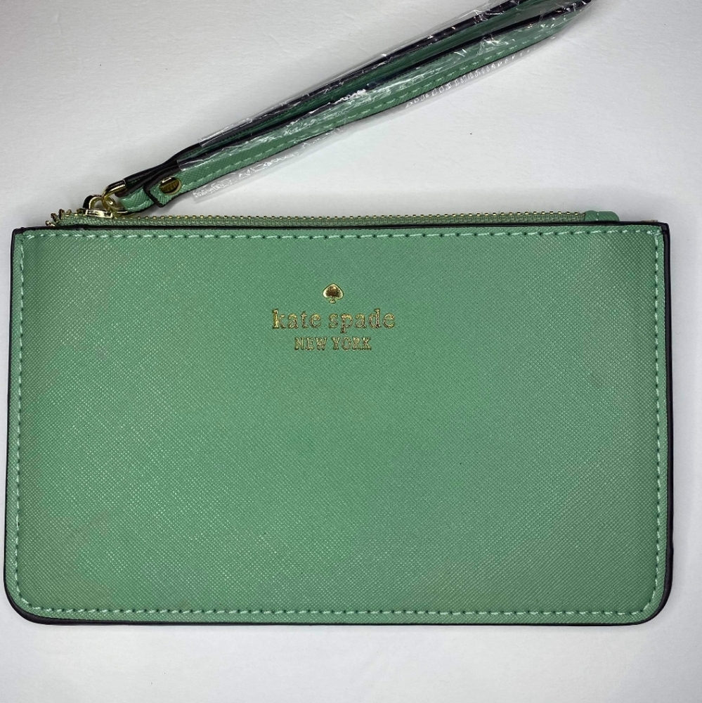 Kate Spade Wristlet ♠️